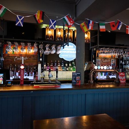 White Hart, Newmarket By Marston'S Inns エクステリア 写真